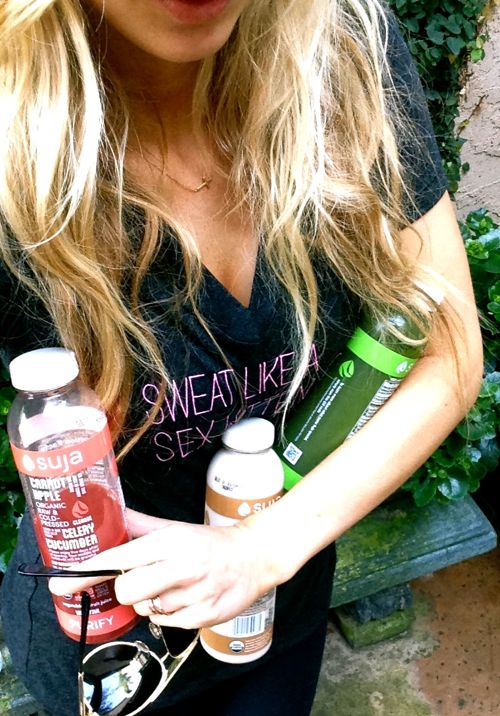 Lauryn Evarts cleanse experience Lauryn Evarts, fitness blogger, health blogger, and fashion blogger talks skinny tips and tricks for weight loss and cleansing.