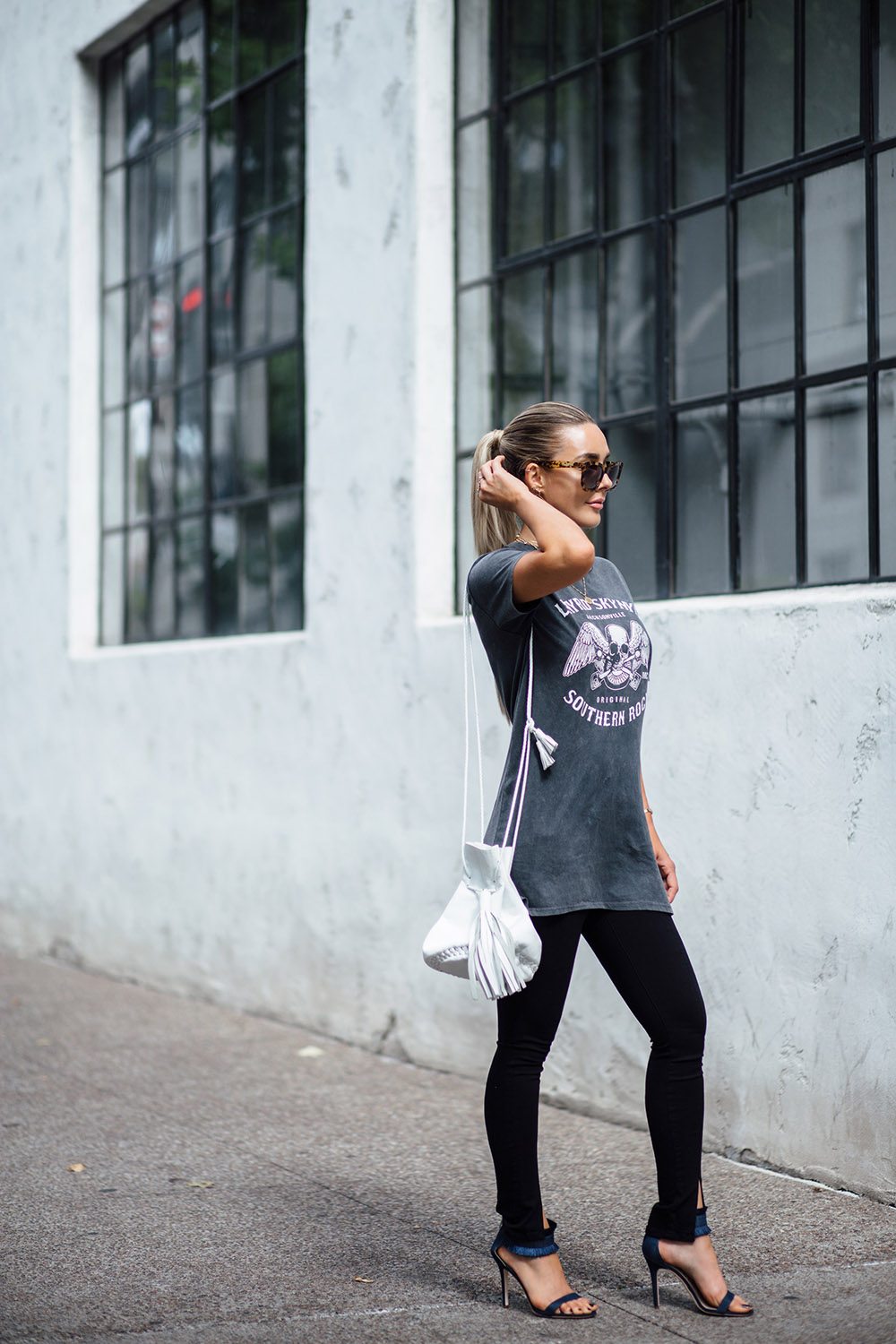 HOW TO BE A CONFIDENT BADASS IN AN INSTANT 2 | by the skinny confidential